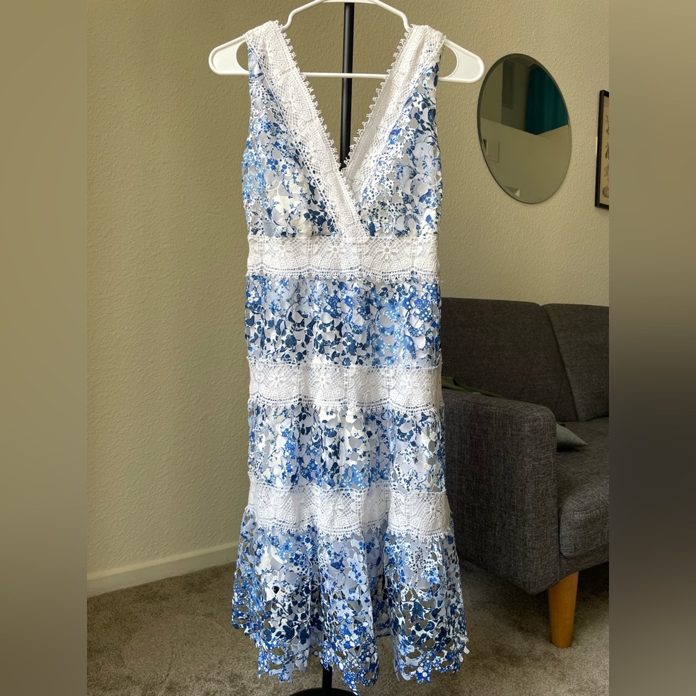 NWT T Tahari Raya Striped Lace A Line Dress Blue/White Size Small